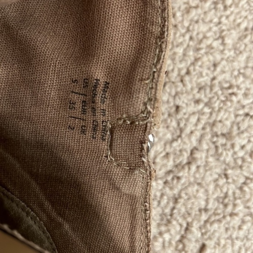 ‎Booties - Picture 4 of 6